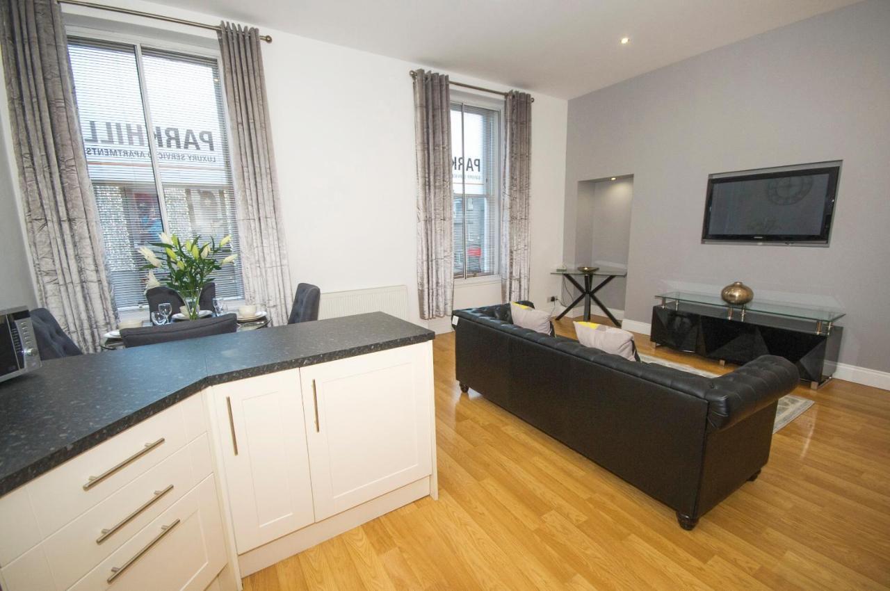 Parkhill Luxury Serviced Apartments - City Centre Apartments แอเบอร์ดีน ภายนอก รูปภาพ